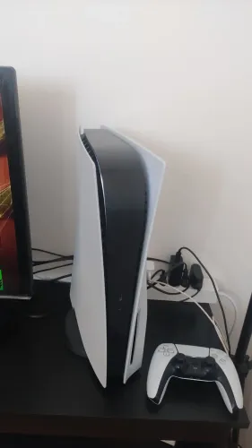 Vendo PS5 usado em estado de novo
