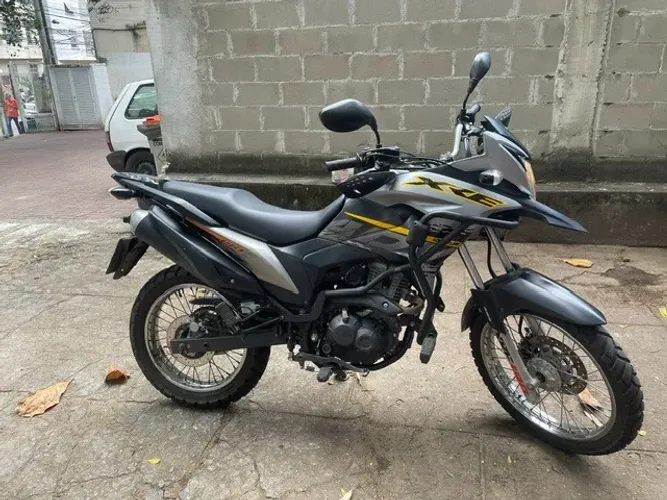 VENDO MOTO XRE 190 ADVENTURE