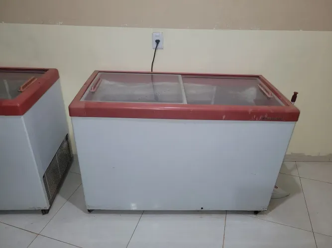 Freezer expositor metalfrio