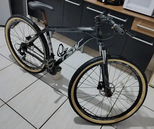Bicicleta TSW Ride MTB alumínio aro 29 quadro 19. Promoção bike Shimano 