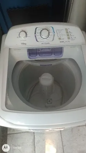 Máquina de lavar Eletrolux 16kg
