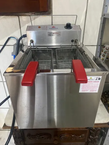 Fritadeira industrial elétrica Progás agua e óleo 18L