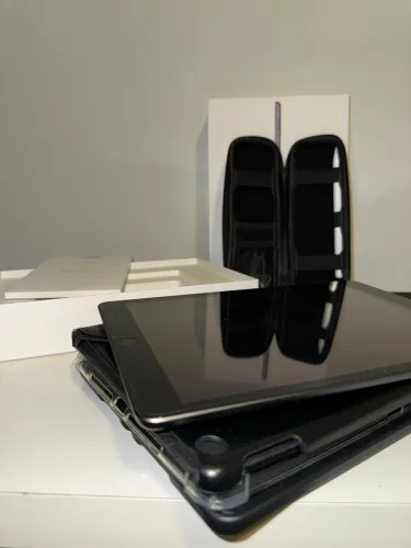 iPad 9ª Geração 64GB + Apple Pencil + 3 Capas ? Kit Completo