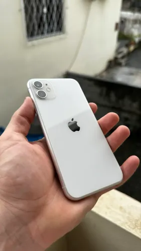 iPhone 11 64gb branco 