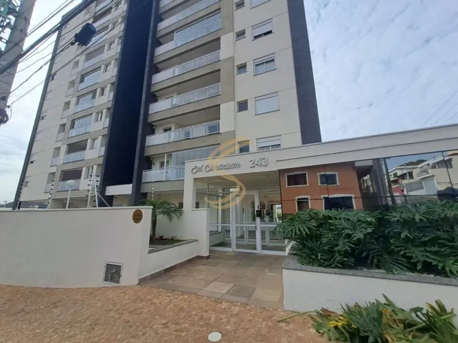 Seu novo refúgio é esse apto no Centro da cidade com sofisticação e conforto!