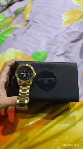 Relógio technos original banhado a ouro a prova dágua 