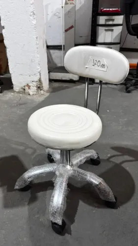 Cadeira Mocho Giratorio Branco Estetica Salao Beleza Lash
