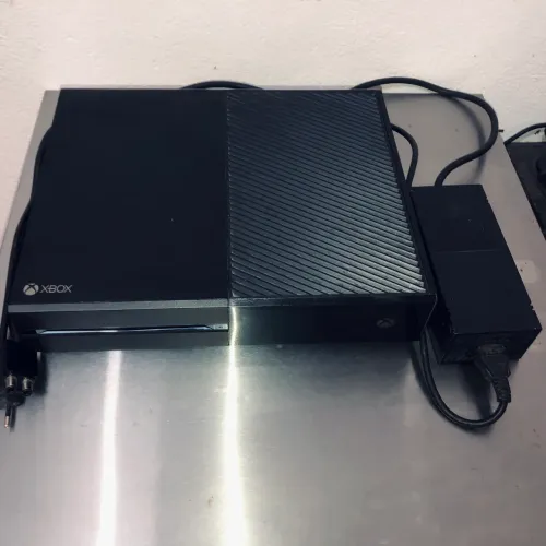 Xbox One (500GB)