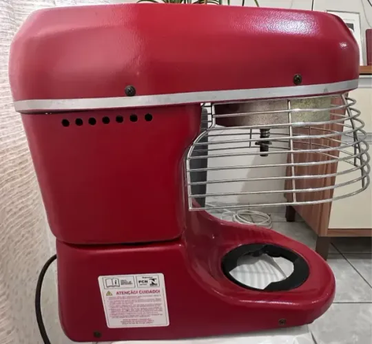 Batedeira Industrial BRAESI - 5 Litros - 10 Velocidades - 800w