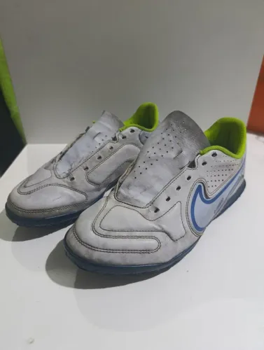 Chuteira Society Nike