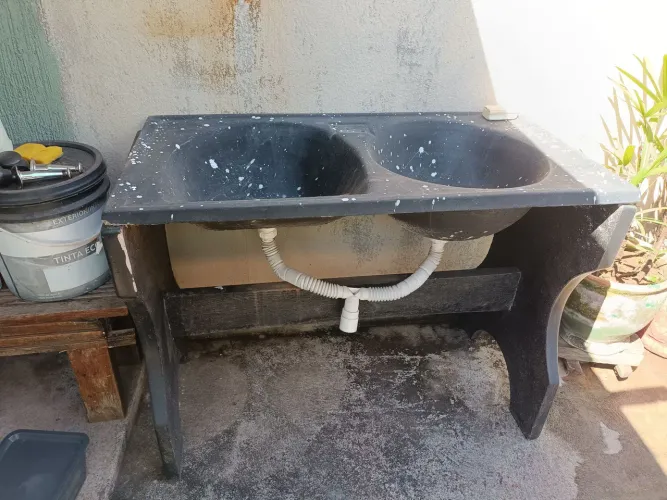 Vende-se tanque semi novo