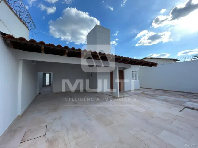 Casa - CIDADE JARDIM