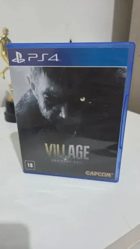 Resident Evil Village, versão ps4 e ps5.
