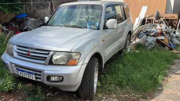Mitsubishi Pajero GLS 3.5 V6 4P Aut. 2001