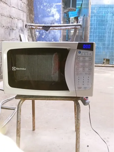 Microondas Eletrolux 20 litros