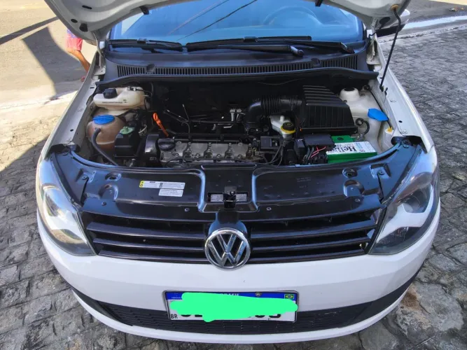 Volkswagen Fox 1.6 MI Total Flex 8V 5P 2014