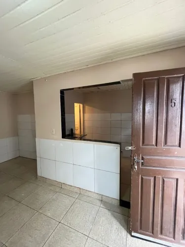 Quitinete para alugar no Areal da Floresta - R$ 500