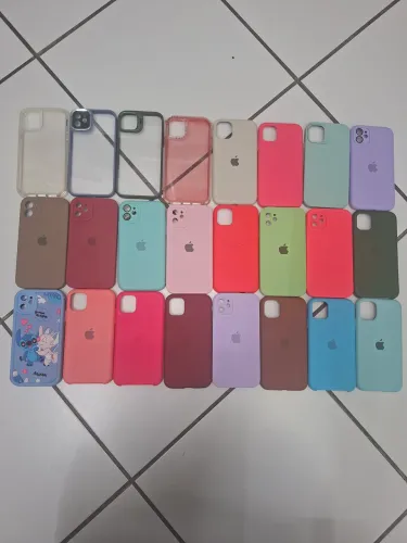 Lote de capinhas iPhone 11