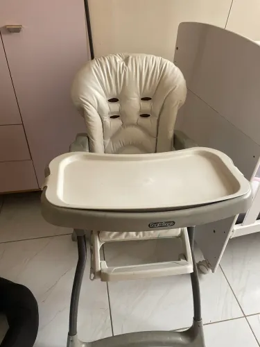 Cadeira de alimentação