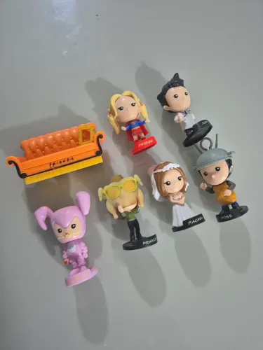 Miniaturas seriado Friends bonecos