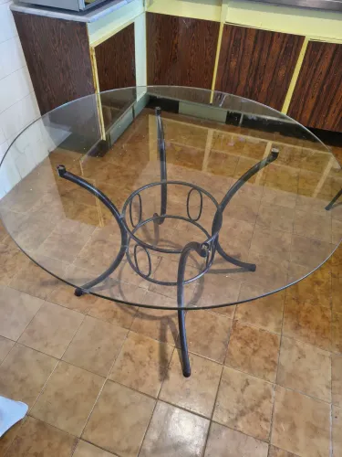 Mesa tampo de vidro Diâmetro 1,10m 