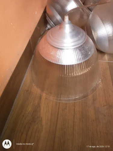 Vendo 15 luminárias completas