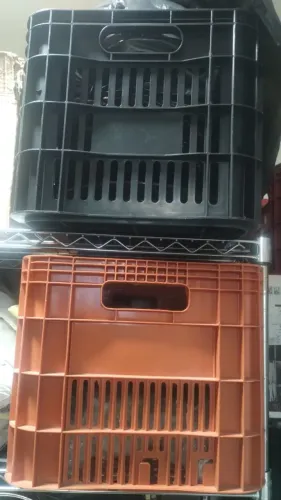 Caixa plástica
