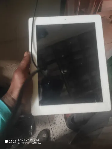 Vendo iPod pra retirar peças