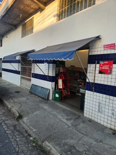 Vende-se uma Mini mercearia uma excelente oportunidade.