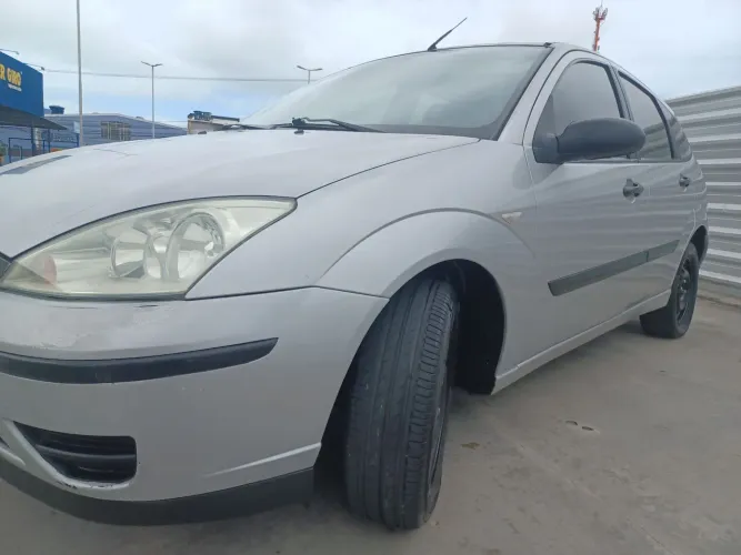 Ford Focus 1.6 S/se/se Plus Flex 8v/16v 5P 2009