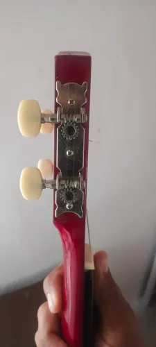 Vende- Se Cavaquinho 