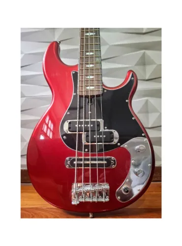 Contra-Baixo YAMAHA BB 425X - IMPECÁVEL