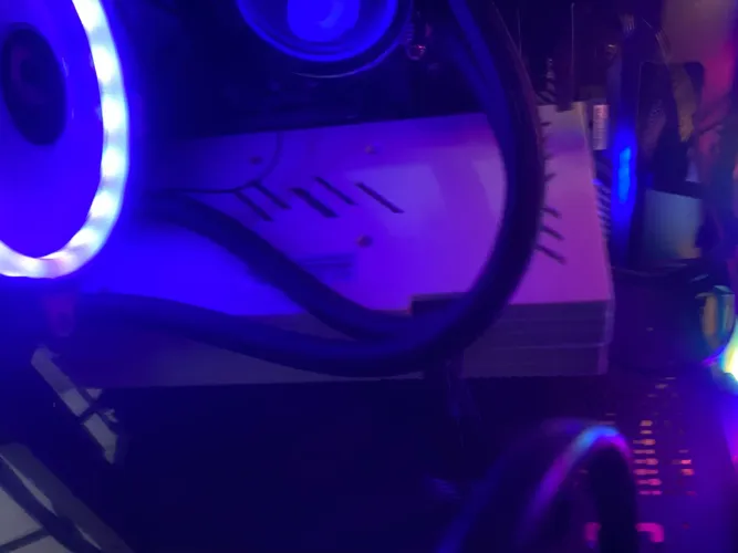 Placa de vídeo rx580 8gb branca