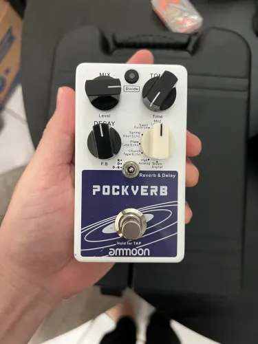 Vendo pedais de guitarra. Delay e Reverb.