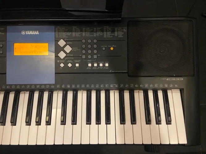 Teclado Yamaha PSR E333