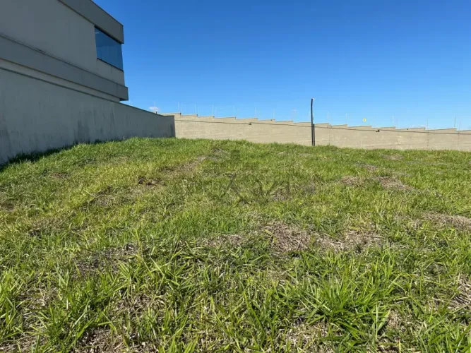 Terreno em Condomínio - Condomínio Residencial Jaguary - Urbanova - 478m².