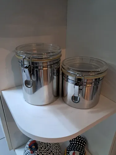 2 potes mantimentos em alumínio com vedação perfeita