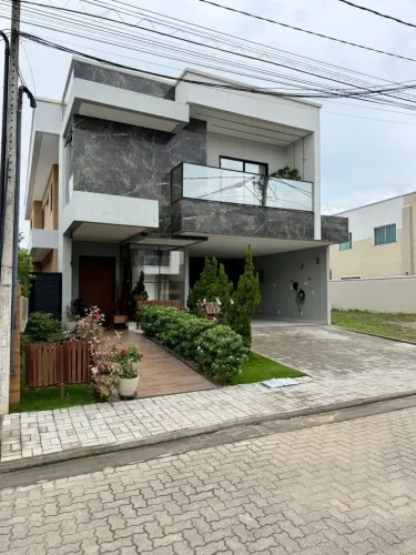 CASA DUPLEX NO JARDINS DO LAGO - EUSÉBIO