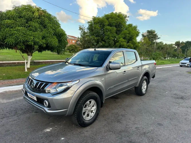 Mitsubishi L200 Triton Sport GLS 2.4 CD Diesel Aut. 2020