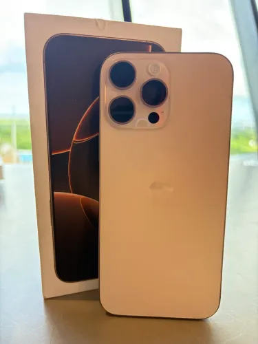 iPhone 16 pro Max 88% caixa e cabo original