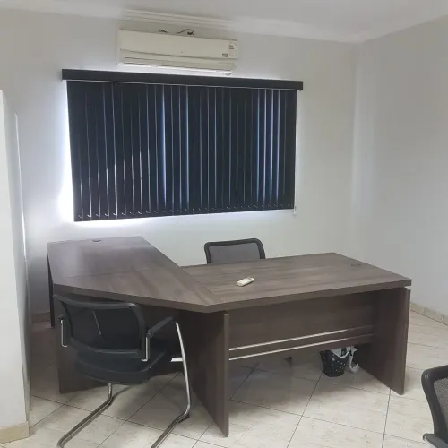 Mesa executiva para escritório