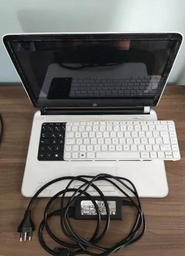 HP Pavilion 14-n070br p/ Retirada de Peças - NÃO LIGA