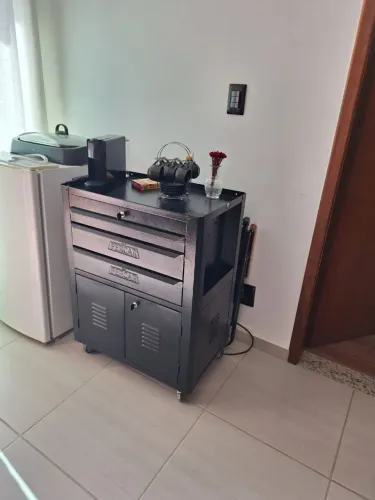 Carrinho Ferramenta Gaveta e Armário (Novinho)