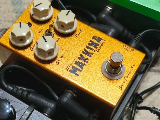 Pedal overdrive Makkina Santone fx