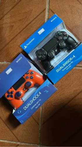 Controle ps4 na caixa