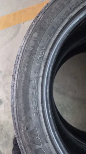 04 pneus usados 235/50 R19