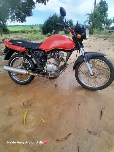 Moto pra colônia