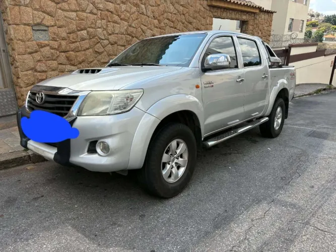 Toyota Hilux CD SR D4-d 4X4 3.0 TDI Dies Aut. 2012