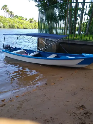Barco de Fibra 5,76m