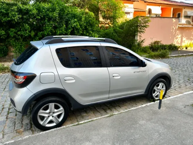 Renault Stepway Zen Flex 1.6 16V Mec. 2020